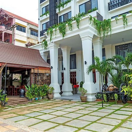 Ly Heng Chhay Hotel Paôy Pêt Exterior foto